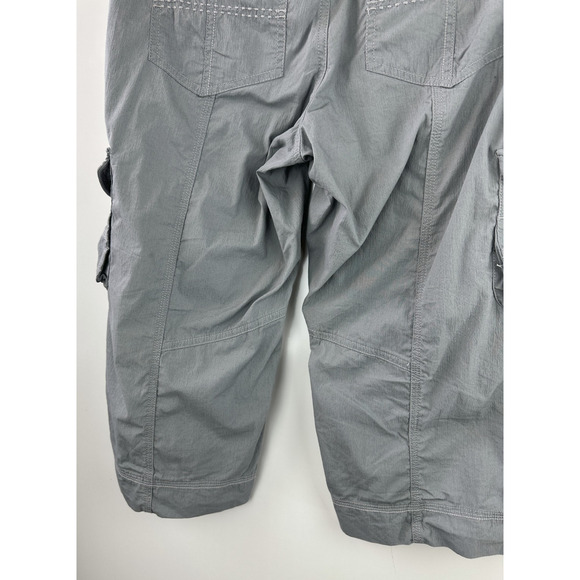 Kuhl Kontra Short Gray Cargo Convertible Roll Tab Adjustable Crop Womens Size 10 - Picture 11 of 13